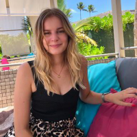 Vanessa_R-1440986.png